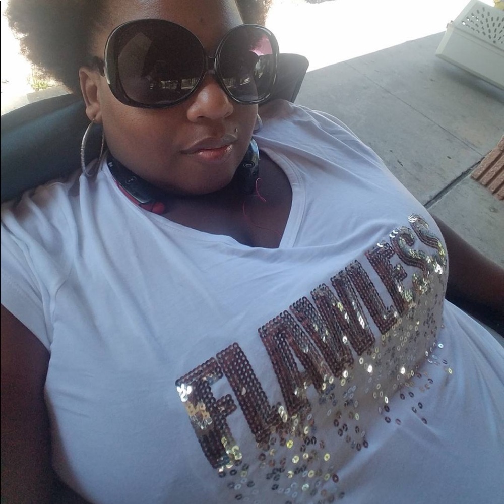 Ashley Stewart tee shirt that’s says flawless